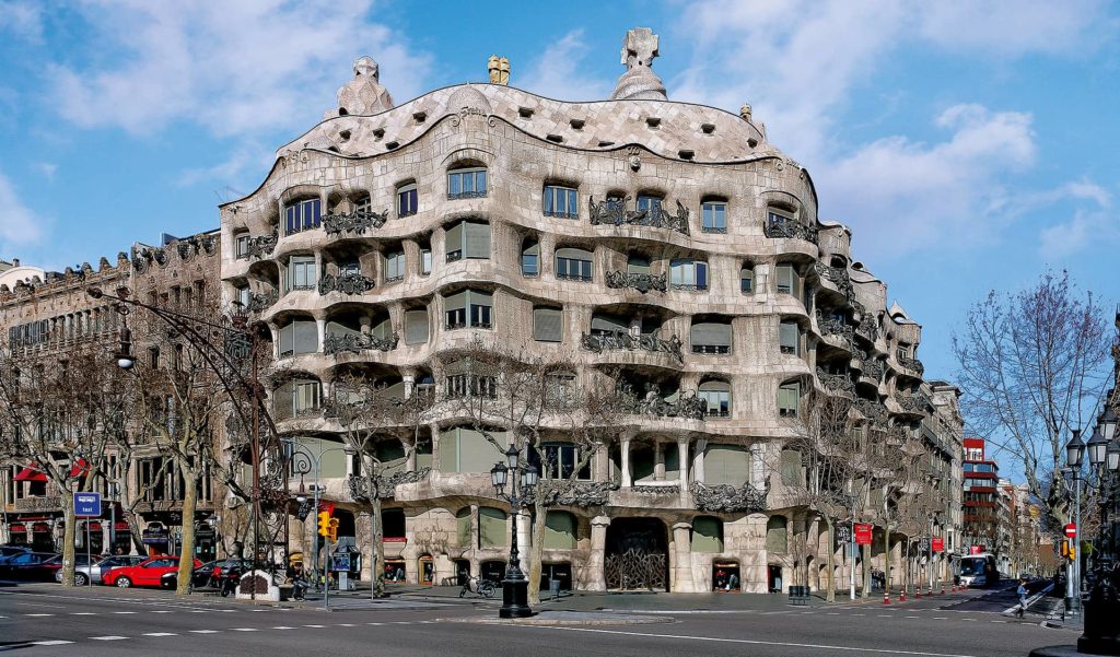 Most beautiful buildings in barcelona 