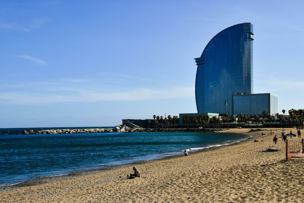 LGBTQIA-friendly-beaches-barcelona-bizflats
