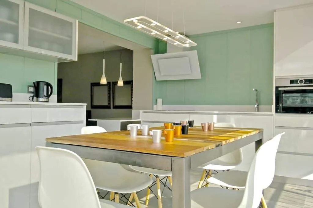 Electrodomésticos esenciales para su apartamento de alquiler en Barcelona