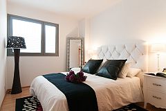 master ensuite bedroom with refined ethnic style in Eixample