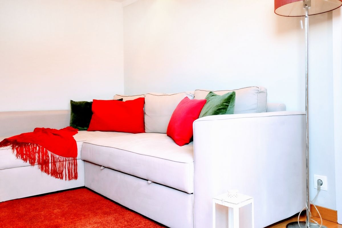 the inside is wonderful but be sure to spend time using the gorgeous terrace in this furnished apartment for monthly rentals in Barcelona Les Corts