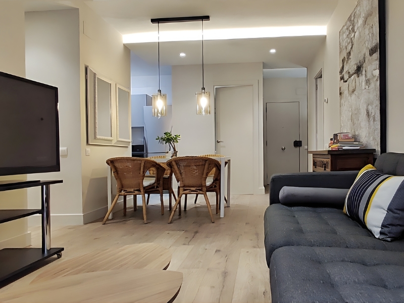 Dormitorio de apartamento en Zona Alta antes de la reforma Bizflats