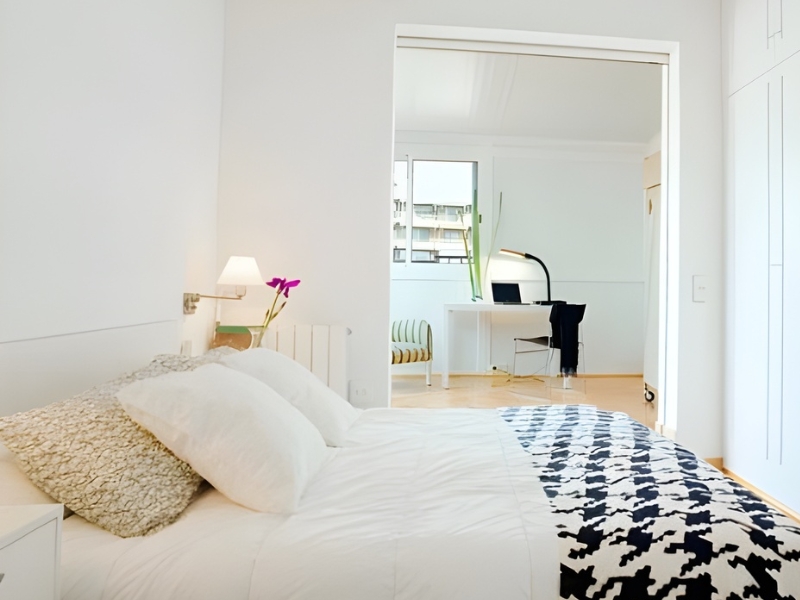 Dormitorio de apartamento en Zona Alta después de la reforma Bizflats